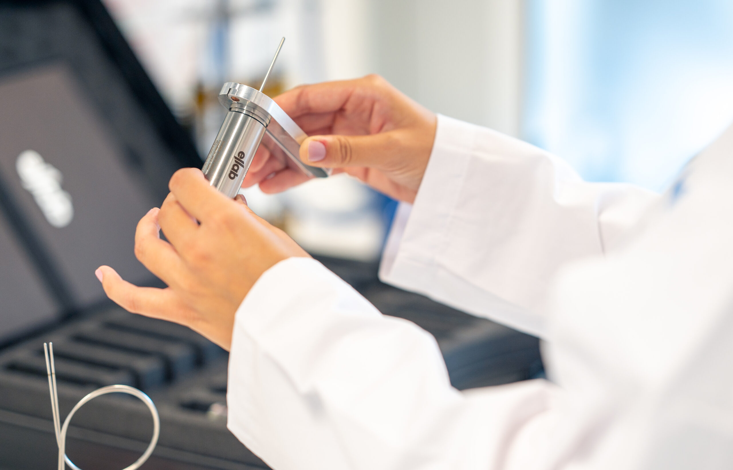 Le coût des retards : comment la location d’équipements garantit une cartographie saisonnière sans interruption